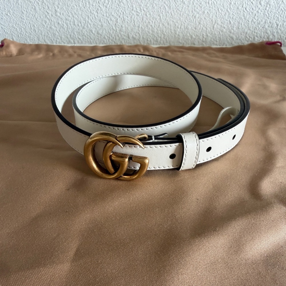 Gucci White Leather Belt with Gold Buckle